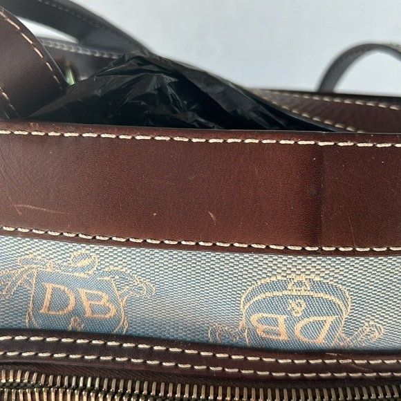 Dooney & Bourke NWOT Retired Rare Donegal Crest Denim Tote - Picture 13 of 13